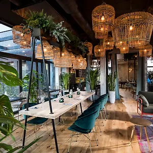 **** Hotell Sadova Polen