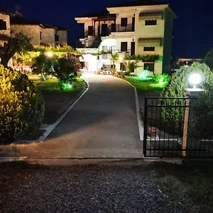 Ξενοδοχείο με διαμερίσματα Nastasia